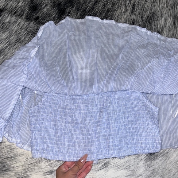 NWT LF blue striped off the shoulder crop top - Picture 4 of 6